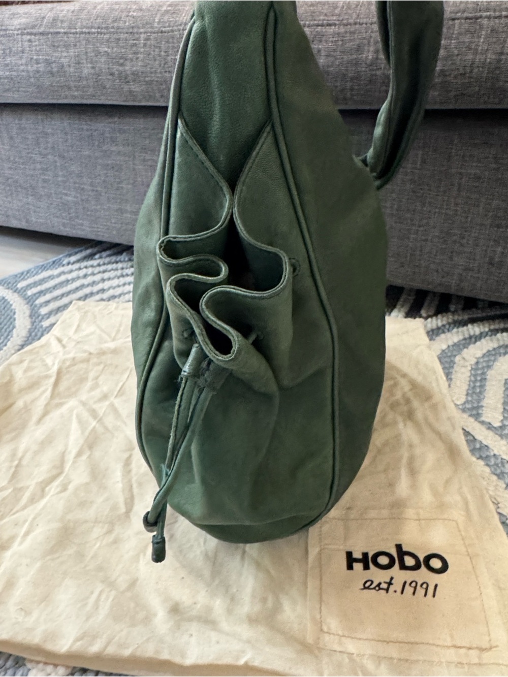 HOBO International Green Leather Slouchy Shoulder Bag Brass Hardware - Picture 8 of 13